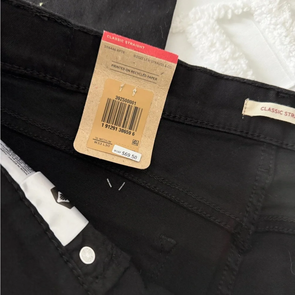Levi's Classic Straight Black Jeans - Picture 5 of 12